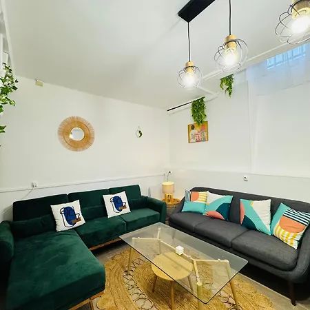 Elegant A 16e Apartment Paris